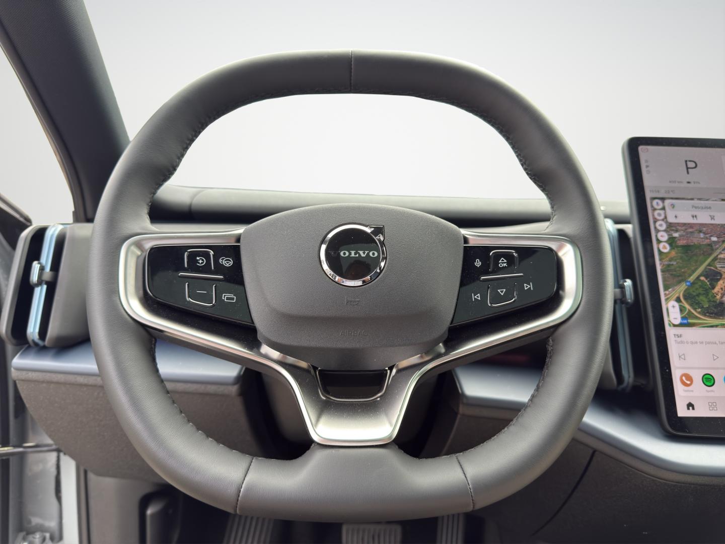 Volvo EX30 Cross Country