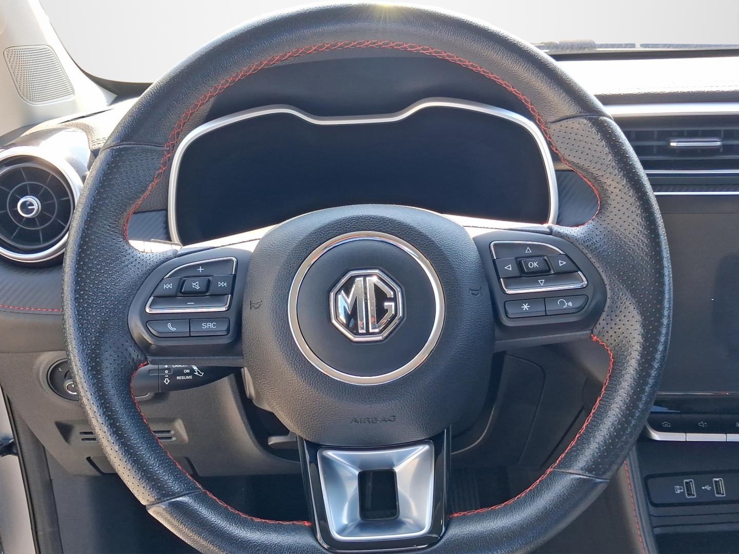 MG ZS