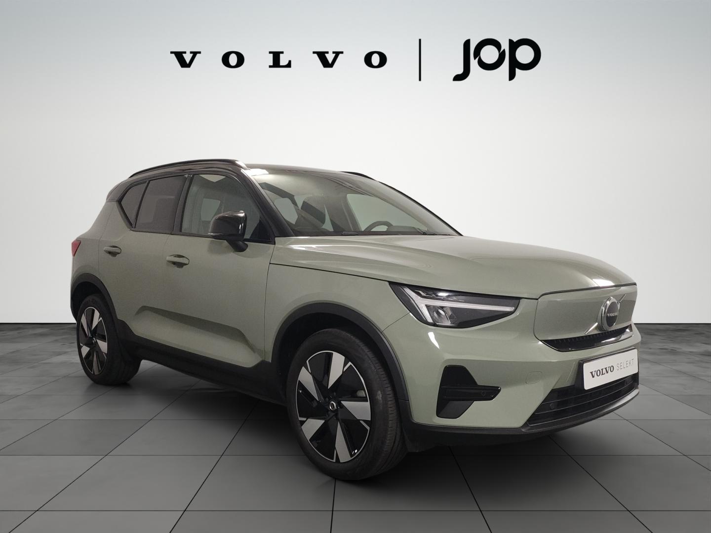 Volvo EX40
