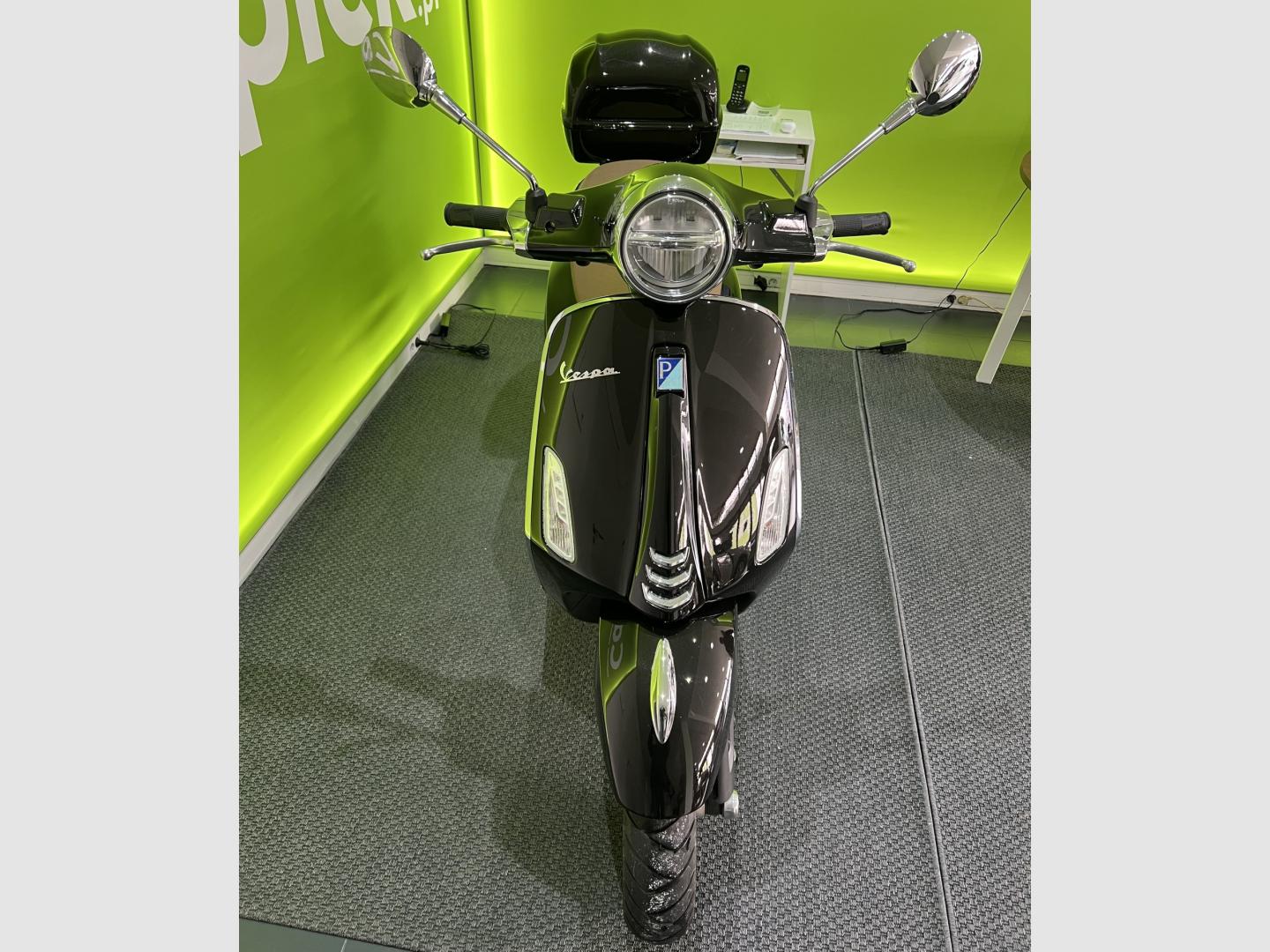 Piaggio Vespa 125 Primavera