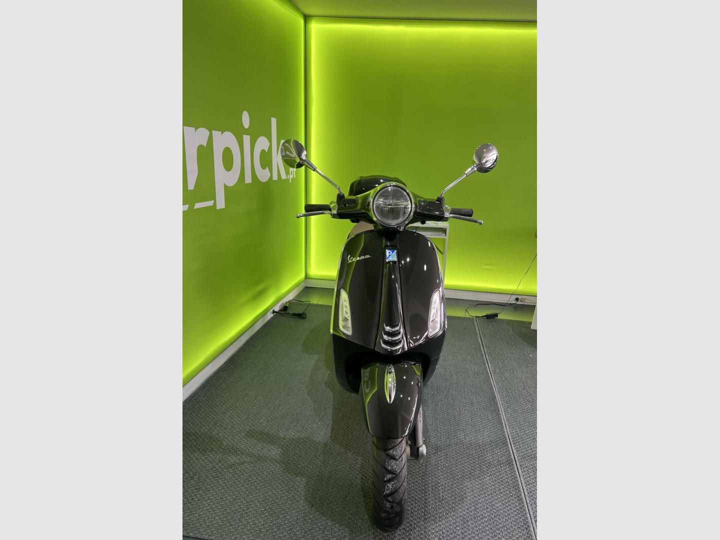 Piaggio Vespa 125 Primavera