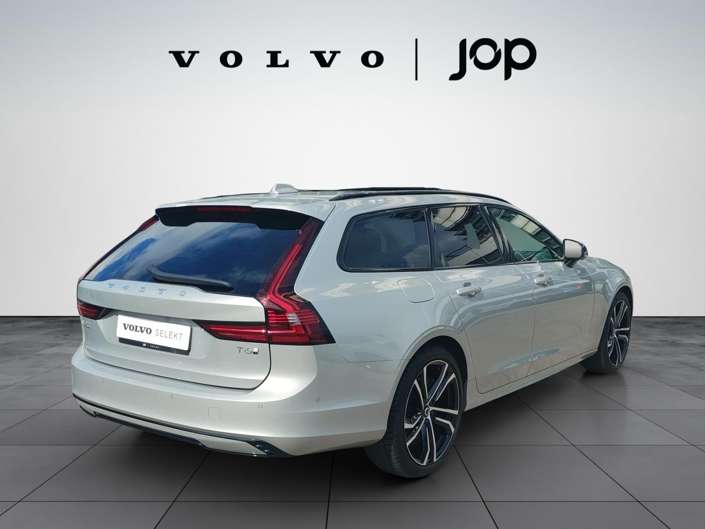 Volvo V90