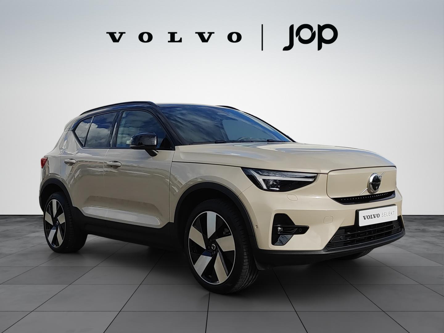 Volvo EX40