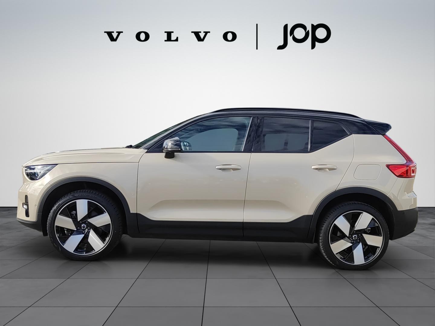 Volvo EX40