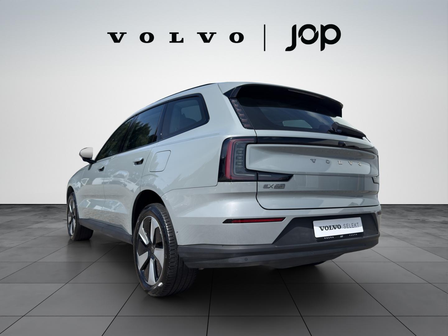 Volvo EX90