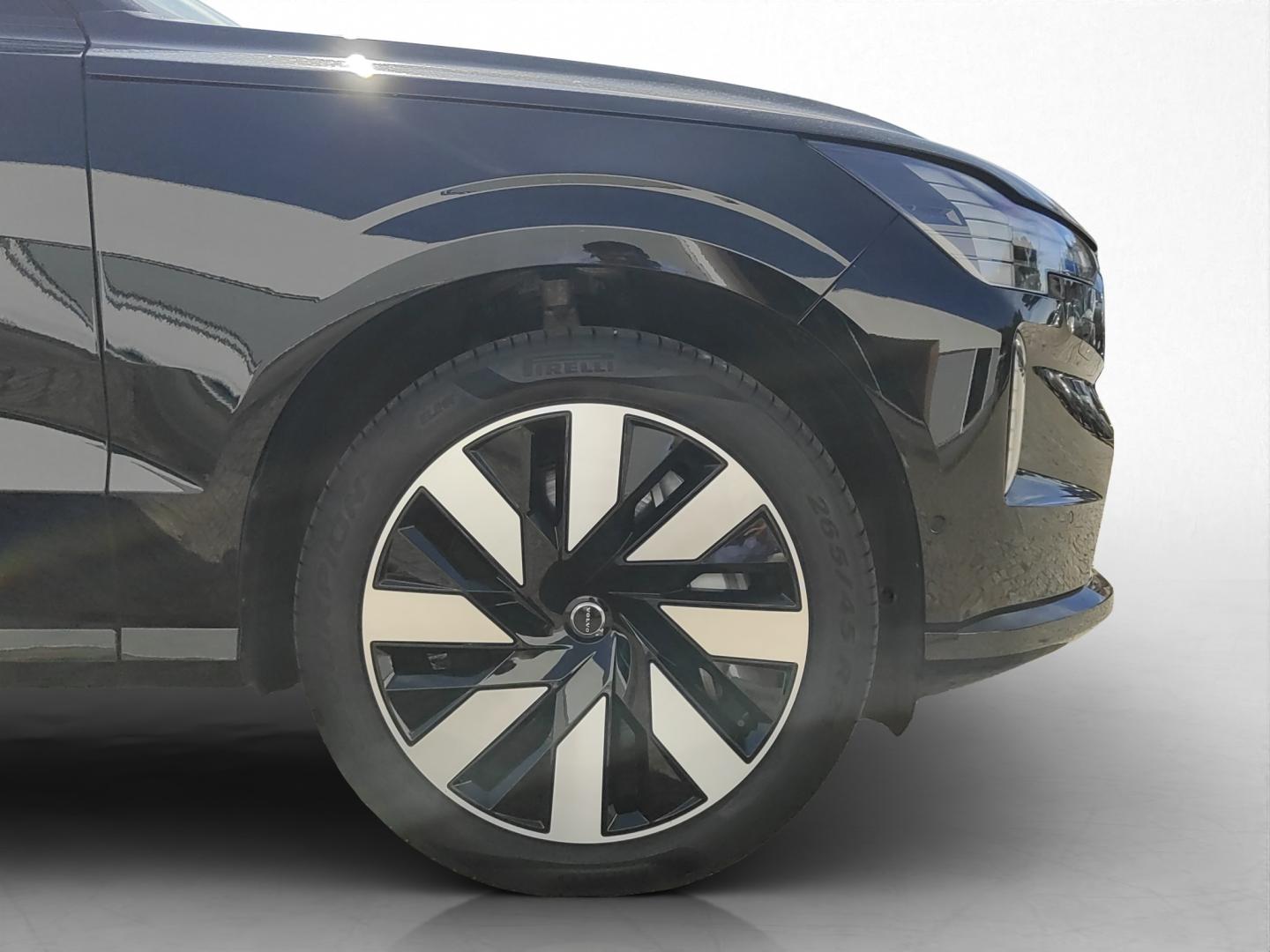 Volvo EX90