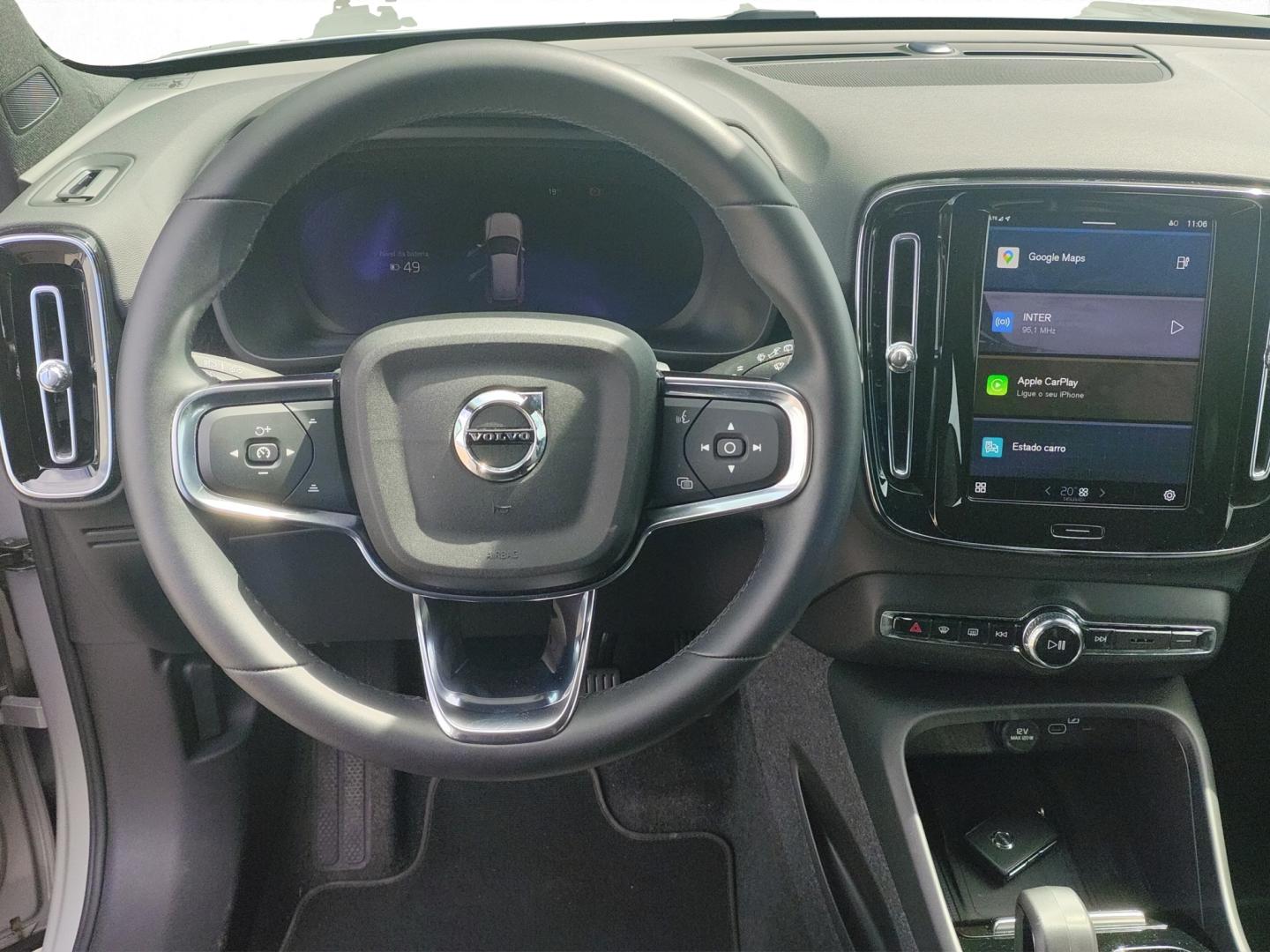 Volvo EX40