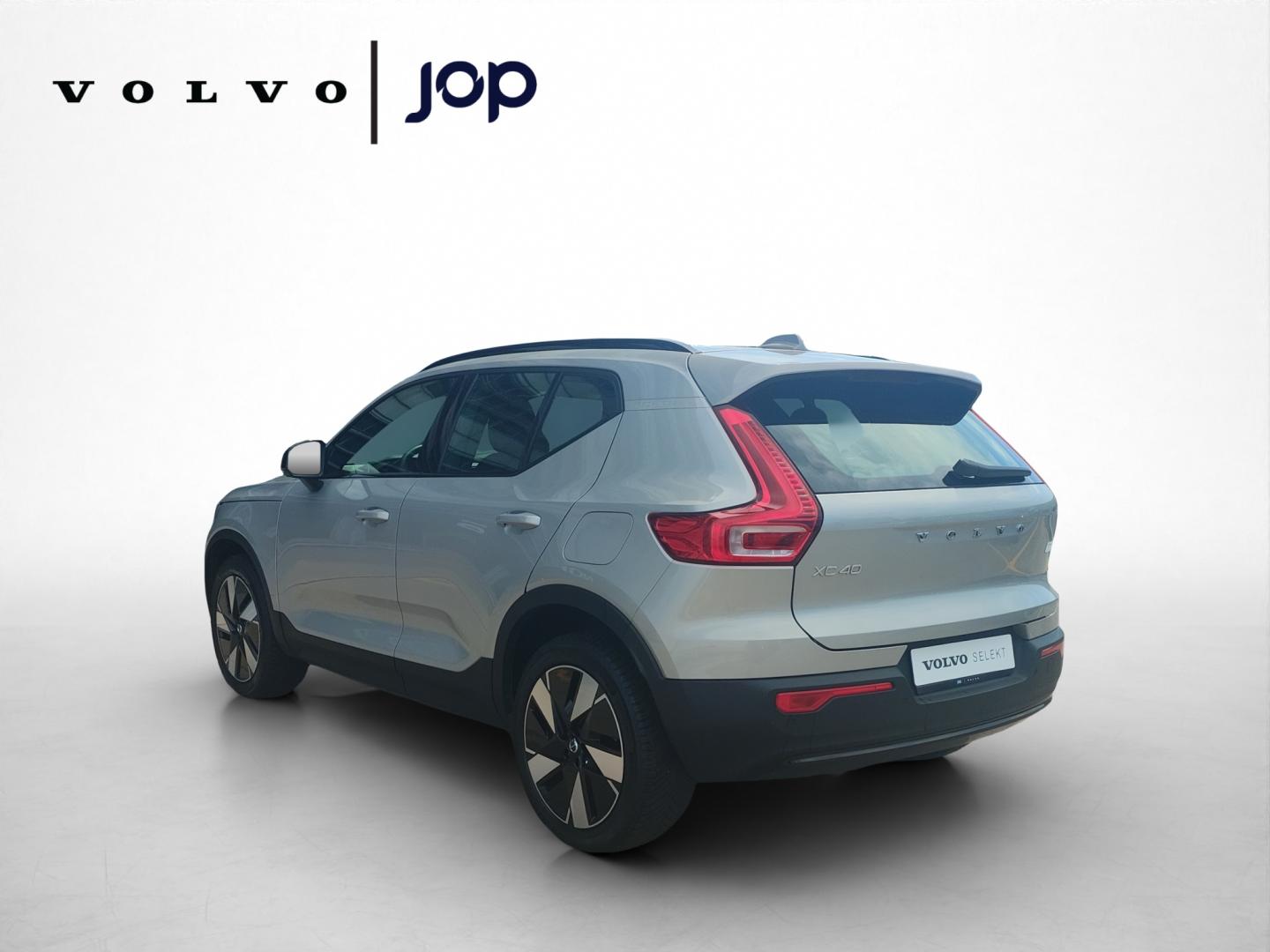 Volvo EX40